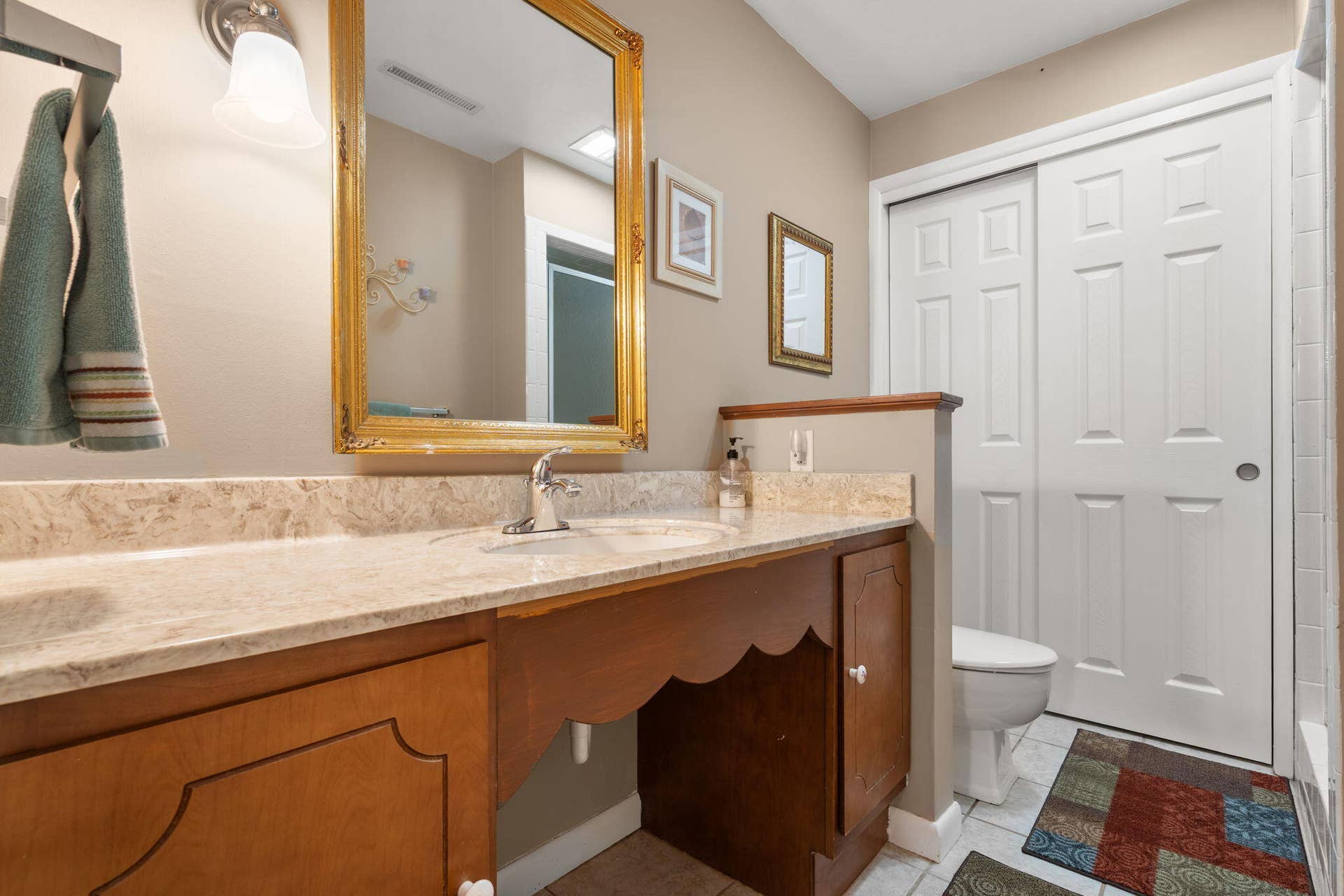 9 Bridgeview Drive, Kimberling City, MO 65686 .