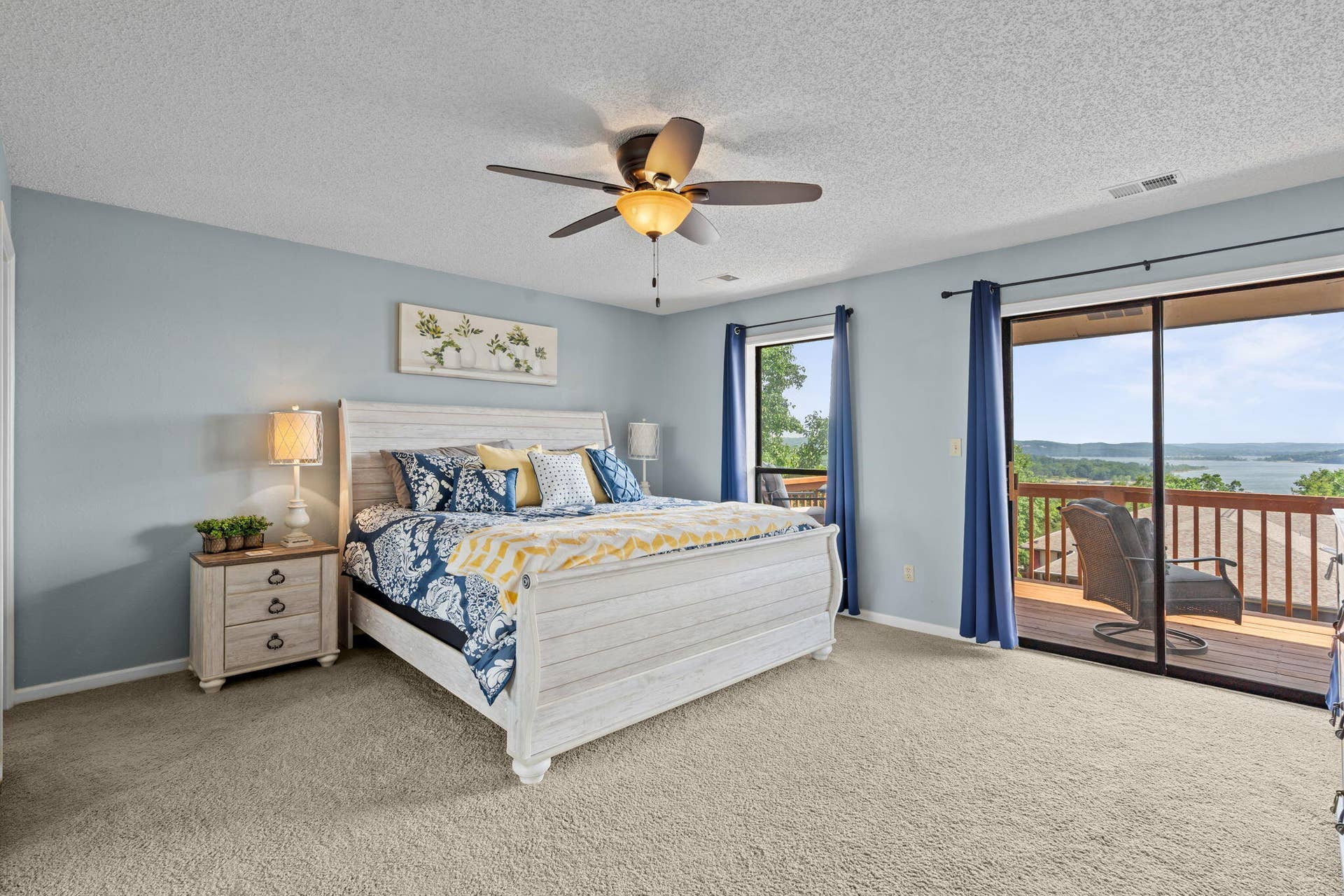 67-Port-Dr-Bright-Bedroom