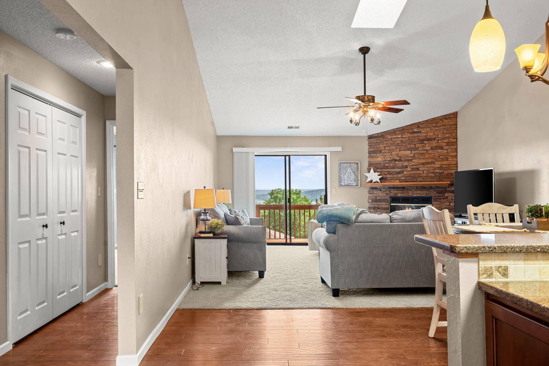 67-Port-Dr-Cozy-Living