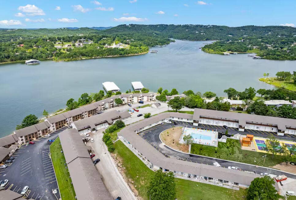 100 Getaway Circle, #Unit 129, Kimberling City, MO 65686 IMG_5829