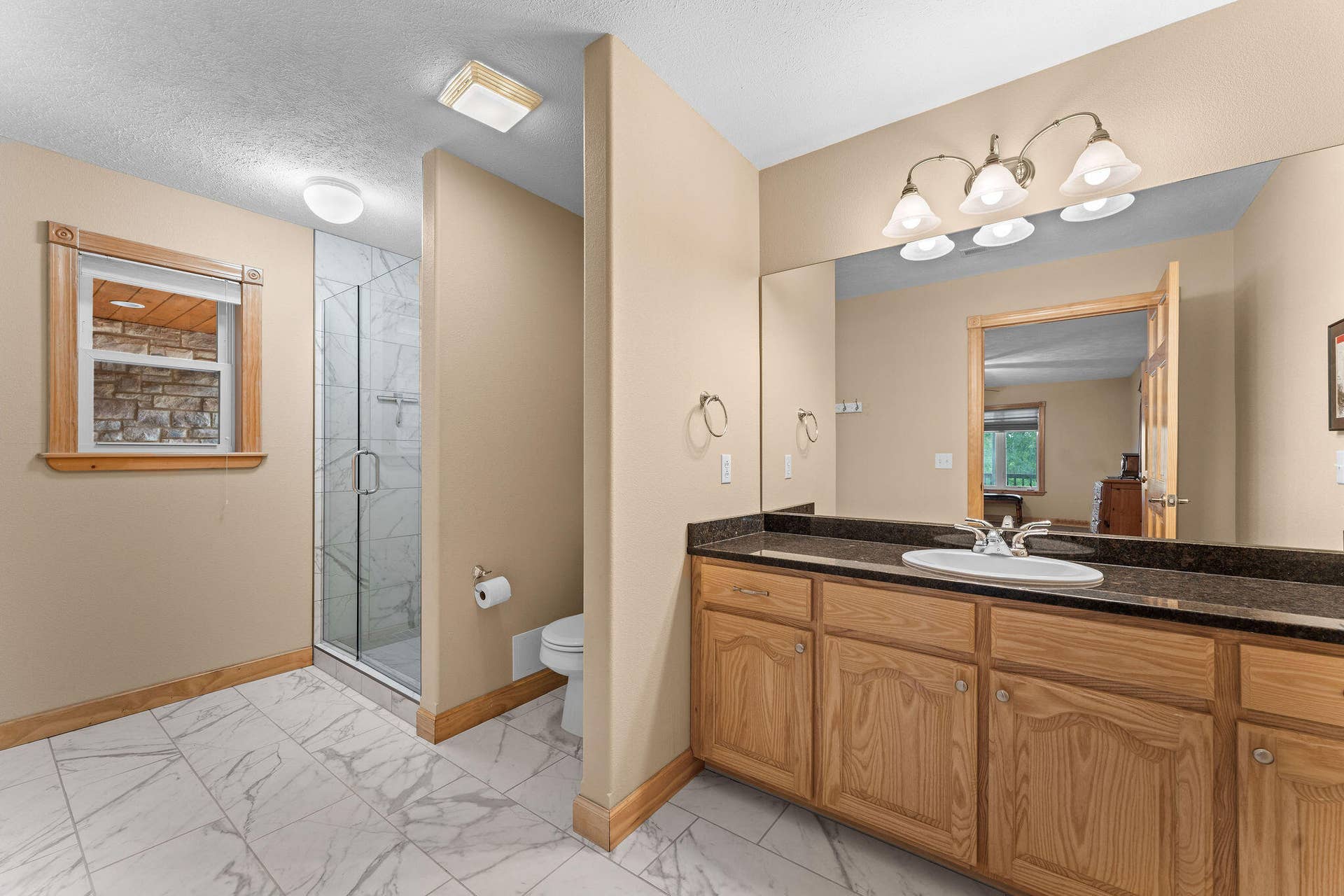 133 Dogwood Crest, Branson West, MO 65737 Bathroom