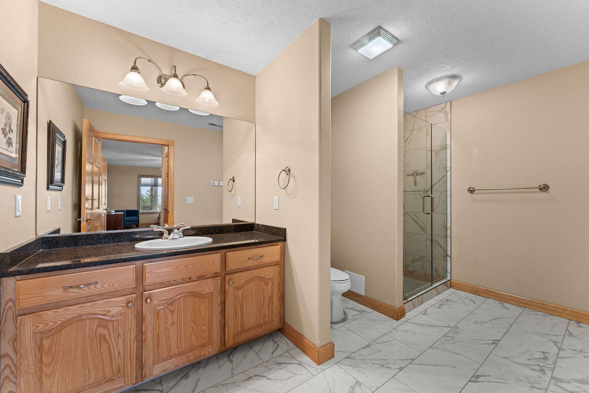 133 Dogwood Crest, Branson West, MO 65737 Bathroom
