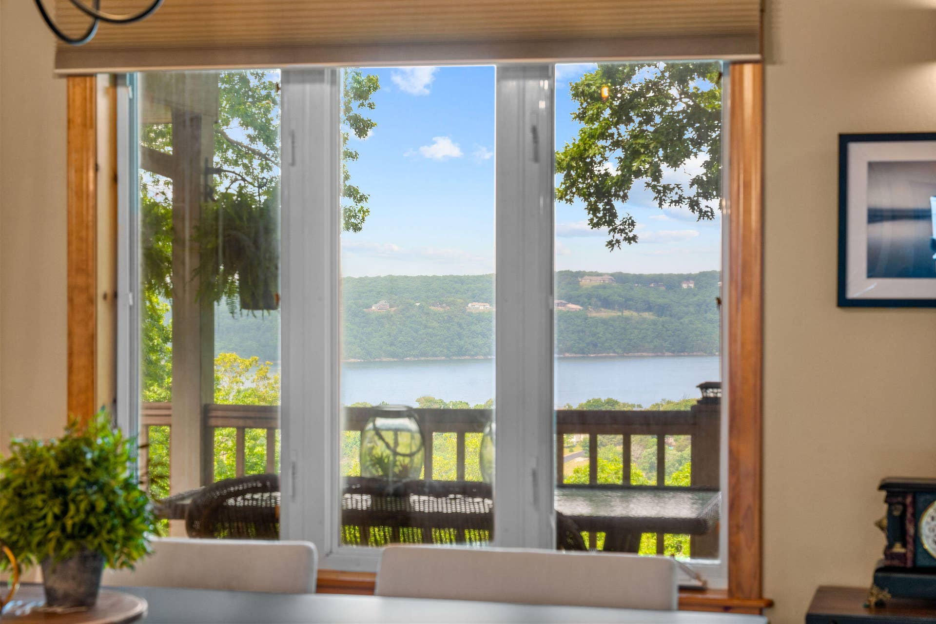 133 Dogwood Crest, Branson West, MO 65737 Gorgeous Lake View!