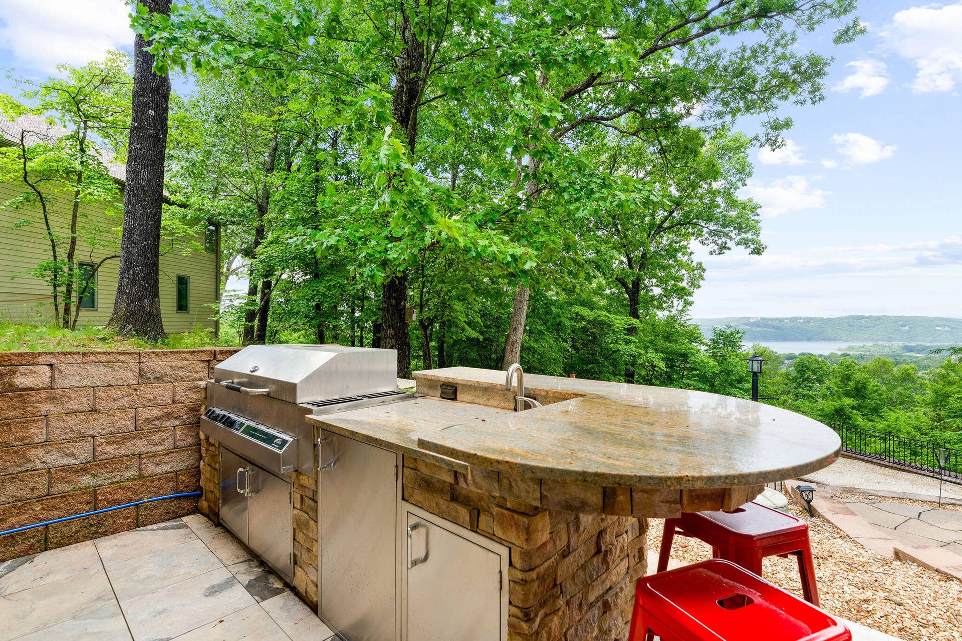 133 Dogwood Crest, Branson West, MO 65737 Outdoor Living