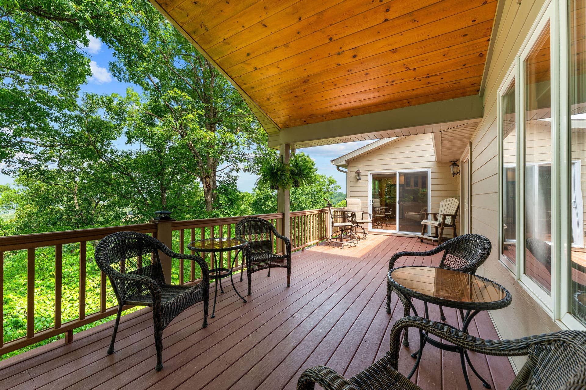 133 Dogwood Crest, Branson West, MO 65737 Covered Deck