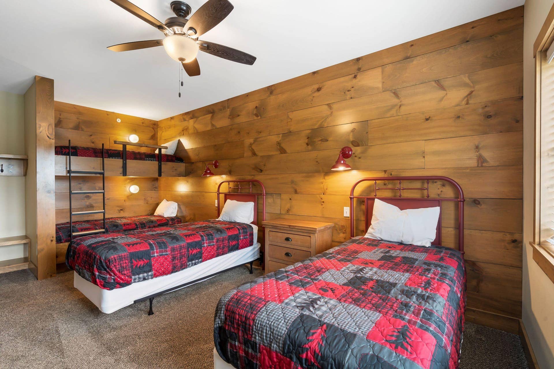 229 Carefree Lane, #11, Kimberling City, MO 65686 Table Rock Lake Condo