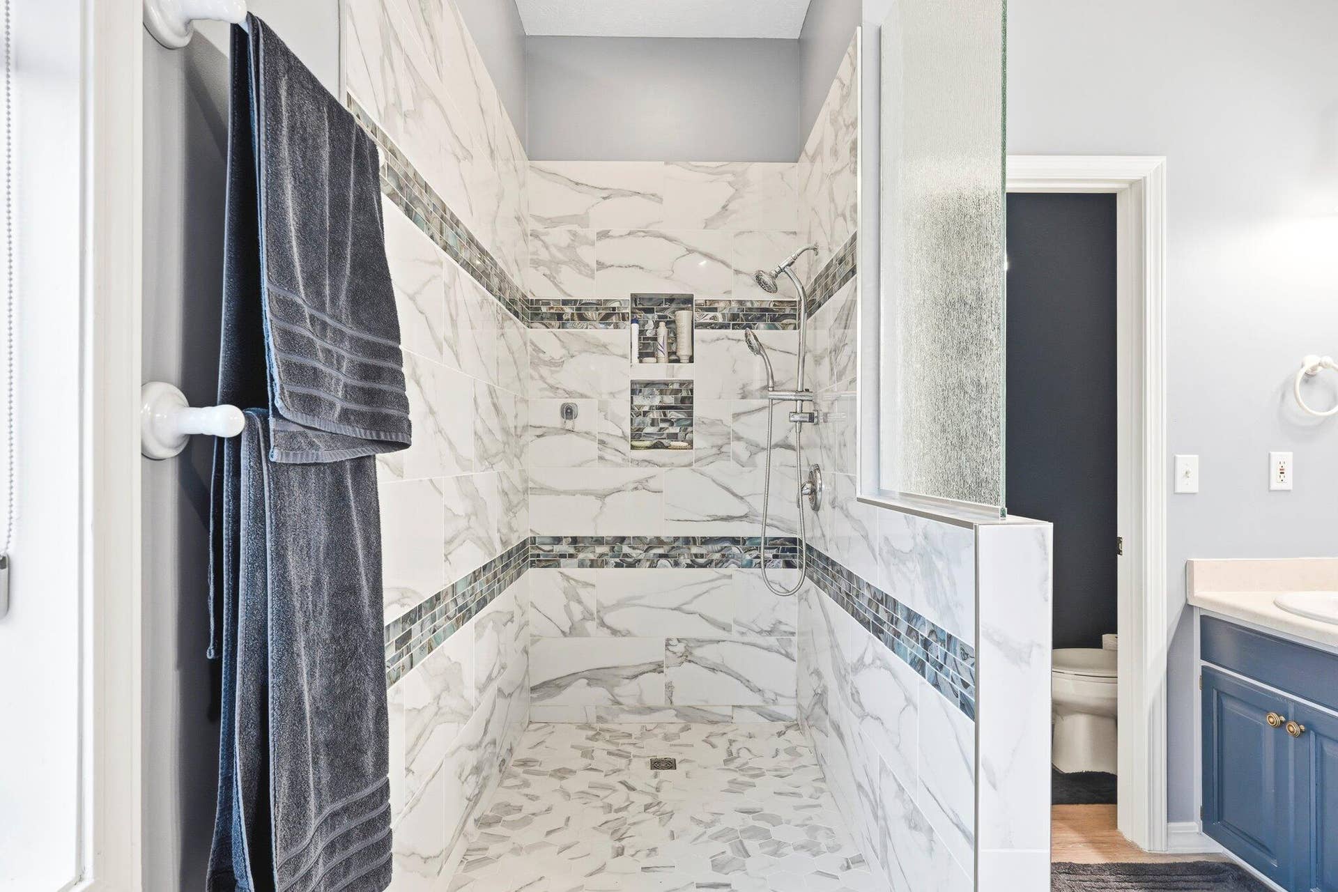 282 Grandview Hills Circle, Branson West, MO 65737 20-Grandview_Hills_Interiors_041