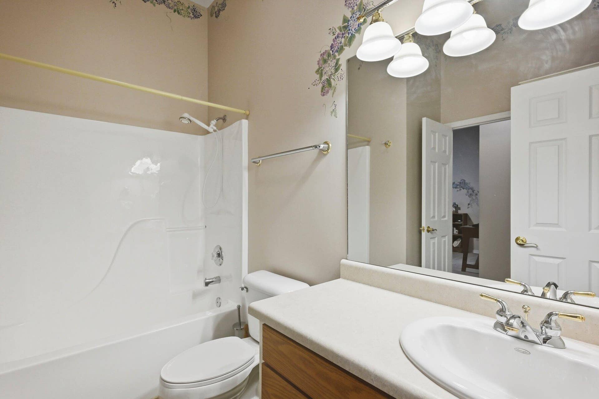 282 Grandview Hills Circle, Branson West, MO 65737 39-Grandview_Hills_Interiors_038
