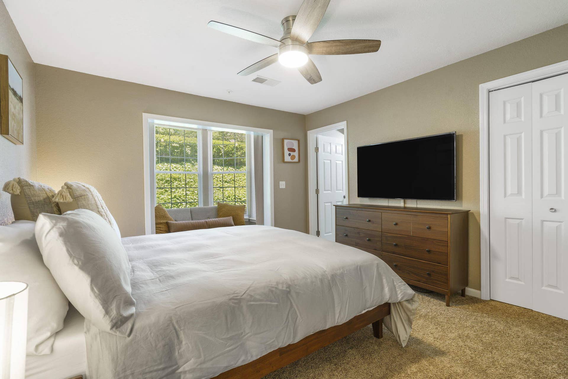 801 Rocky Shores Terrace, #8-1, Kimberling City, MO 65686 16-web-or-mls-DSC08381