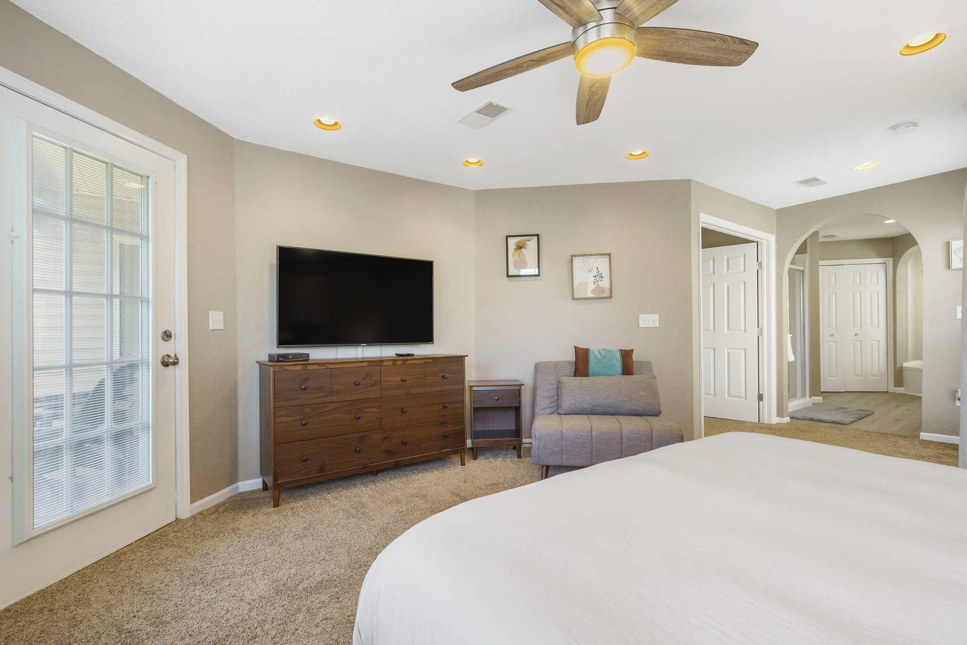 801 Rocky Shores Terrace, #8-1, Kimberling City, MO 65686 23-web-or-mls-DSC08399