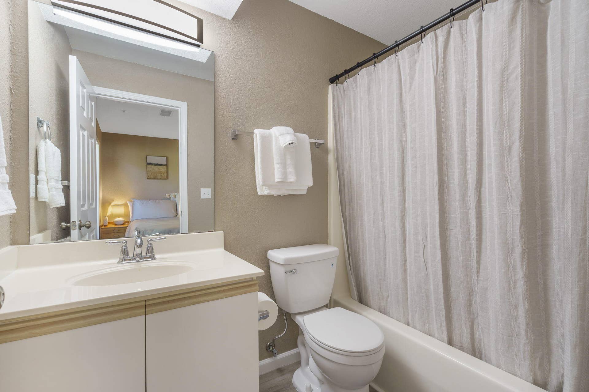 801 Rocky Shores Terrace, #8-1, Kimberling City, MO 65686 19-web-or-mls-DSC08390