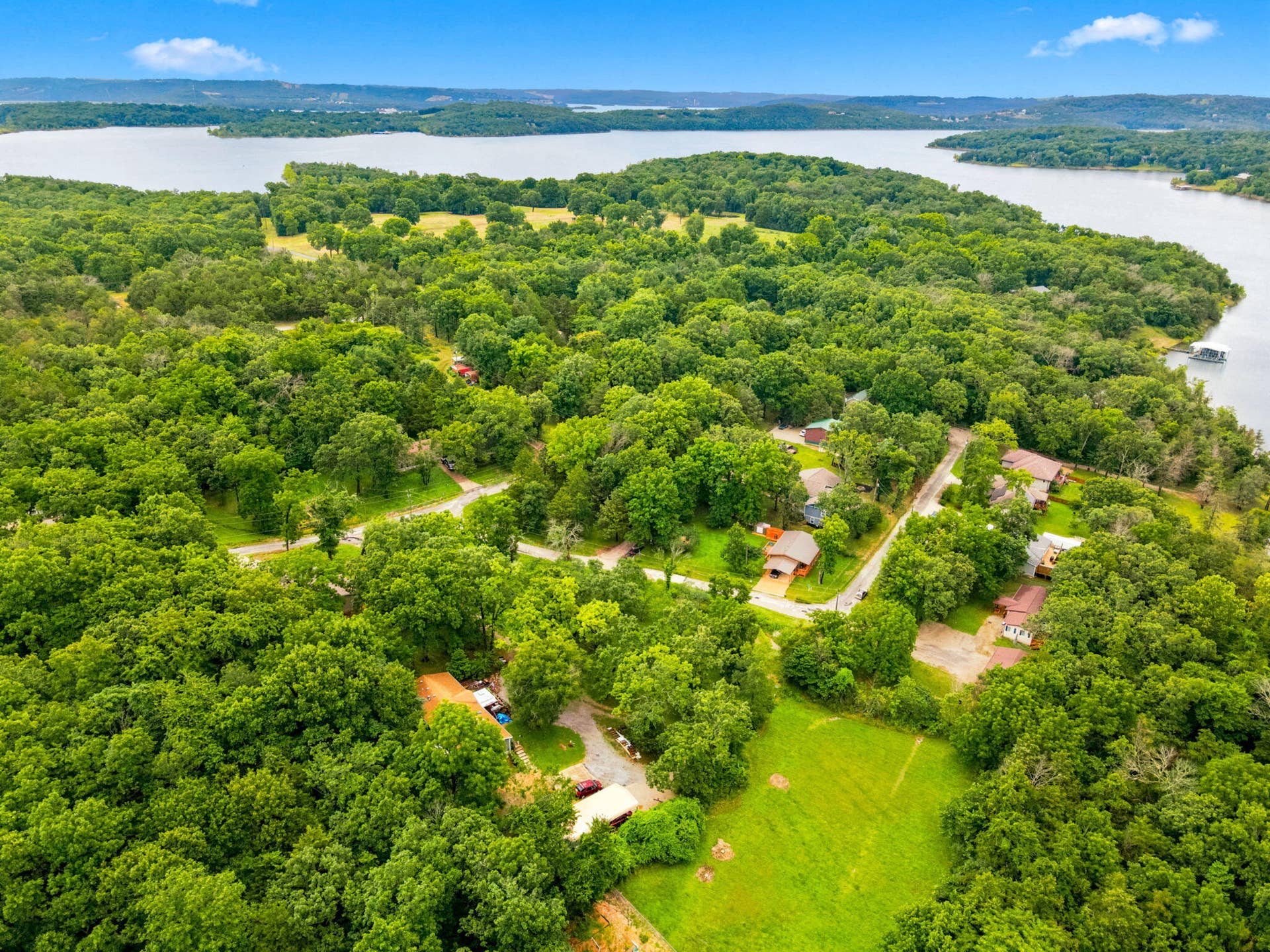 000 Cedar Cove Road, Branson West, MO 65737 15-web-or-mls-DJI_0353