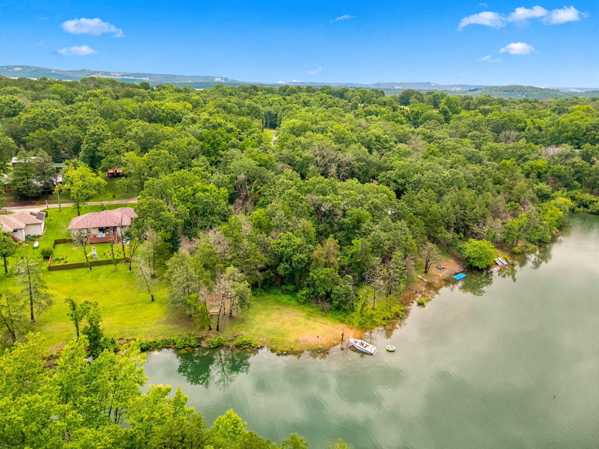 000 Cedar Cove Road, Branson West, MO 65737 24-web-or-mls-DJI_0364_Community Ameniti