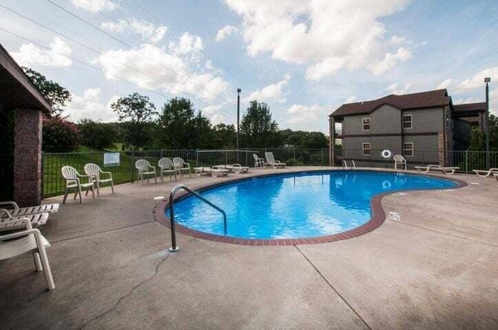 15 Birdie Lane, #1, Branson West, MO 65737 20230418010747714349000000-o