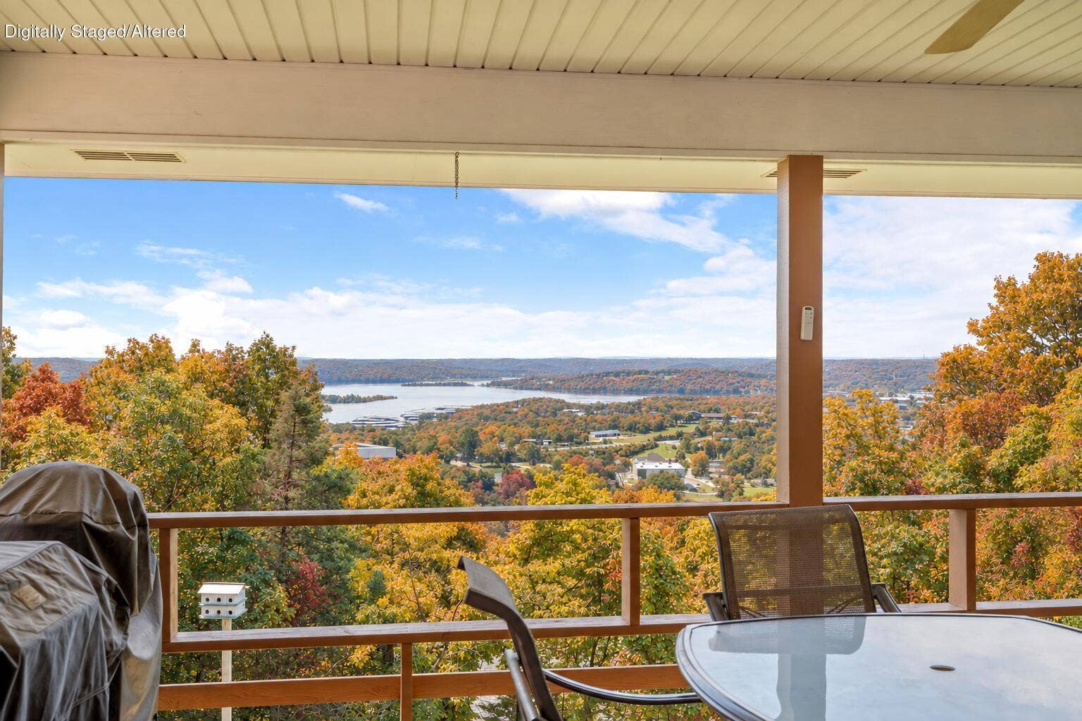 Ozarks Lake House in Gentle Autumn-11