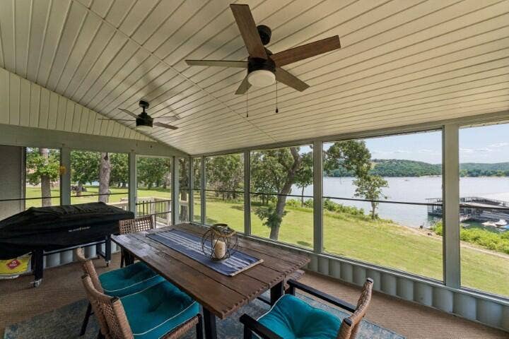 Sunroom (Small)