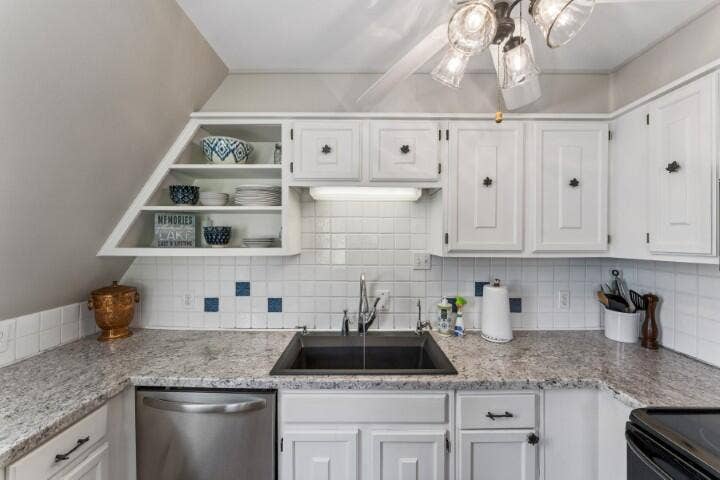 Kitchen 3 (Small)