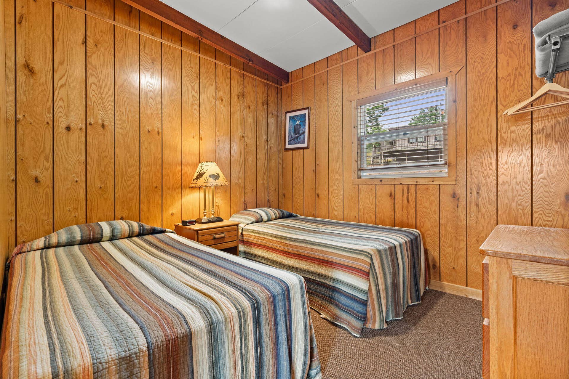 346 Terrace Crest Lane, #5, Reeds Spring, MO 65737 346-Terrace-Crest-Ln-Bedroom-Escape