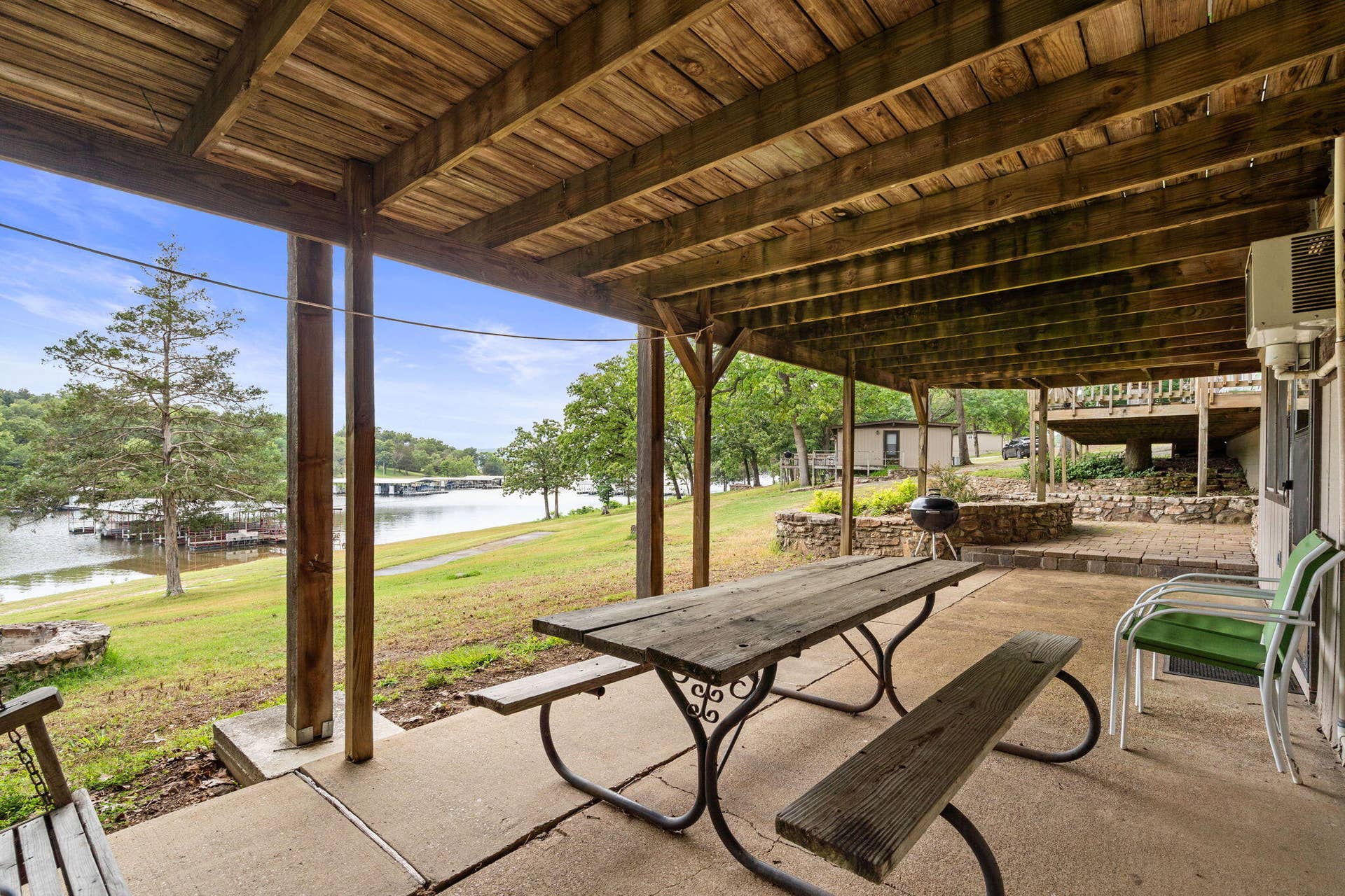 346 Terrace Crest Lane, #6, Reeds Spring, MO 65737 346-Terrace-Crest-Ln-Lakeview-Lounge