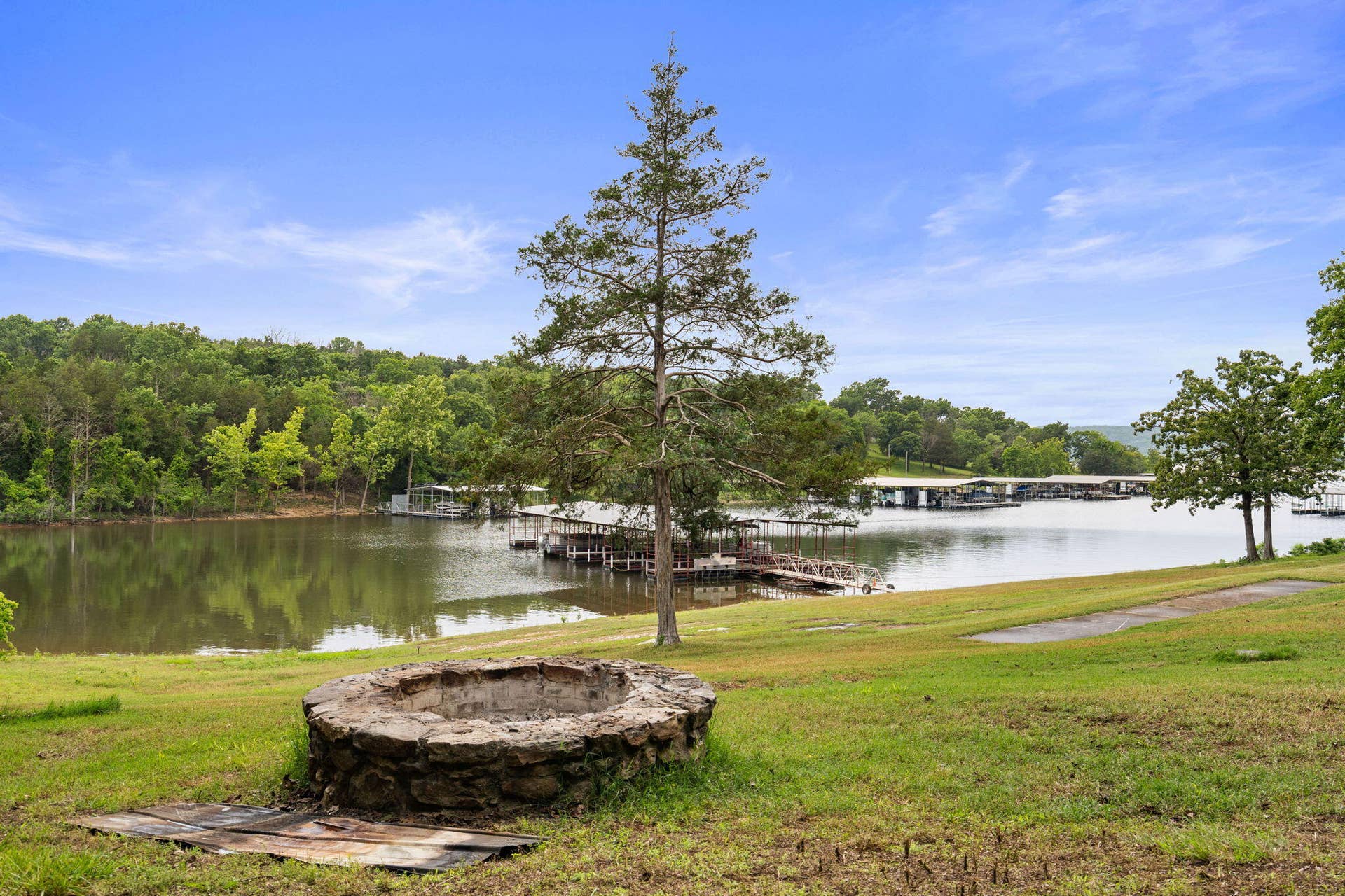 346 Terrace Crest Lane, #6, Reeds Spring, MO 65737 346-Terrace-Crest-Ln-Lakefront-View