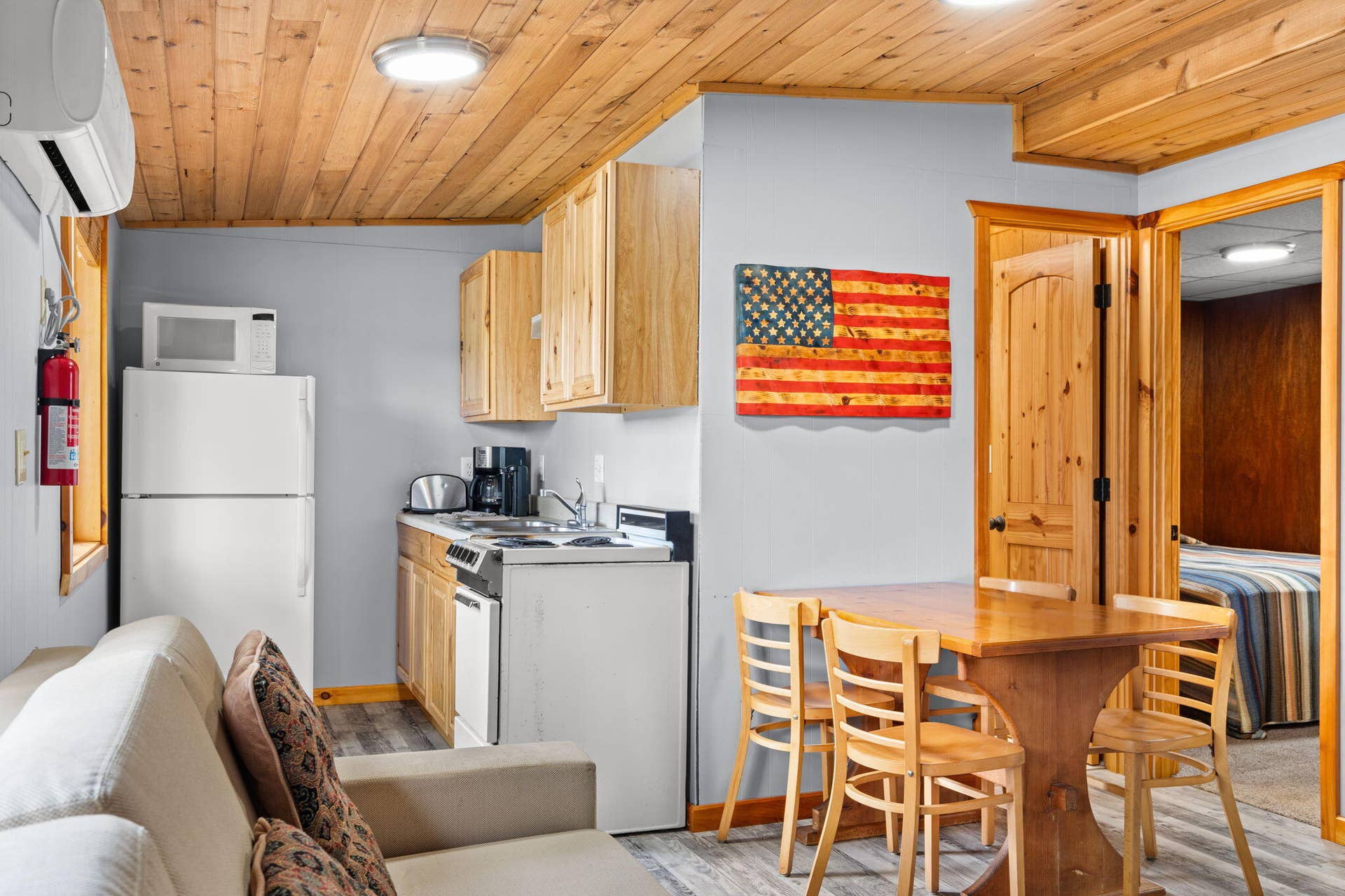 346 Terrace Crest Lane, #4, Reeds Spring, MO 65737 346-Terrace-Crest-Ln-Open-Layout-Kitchen