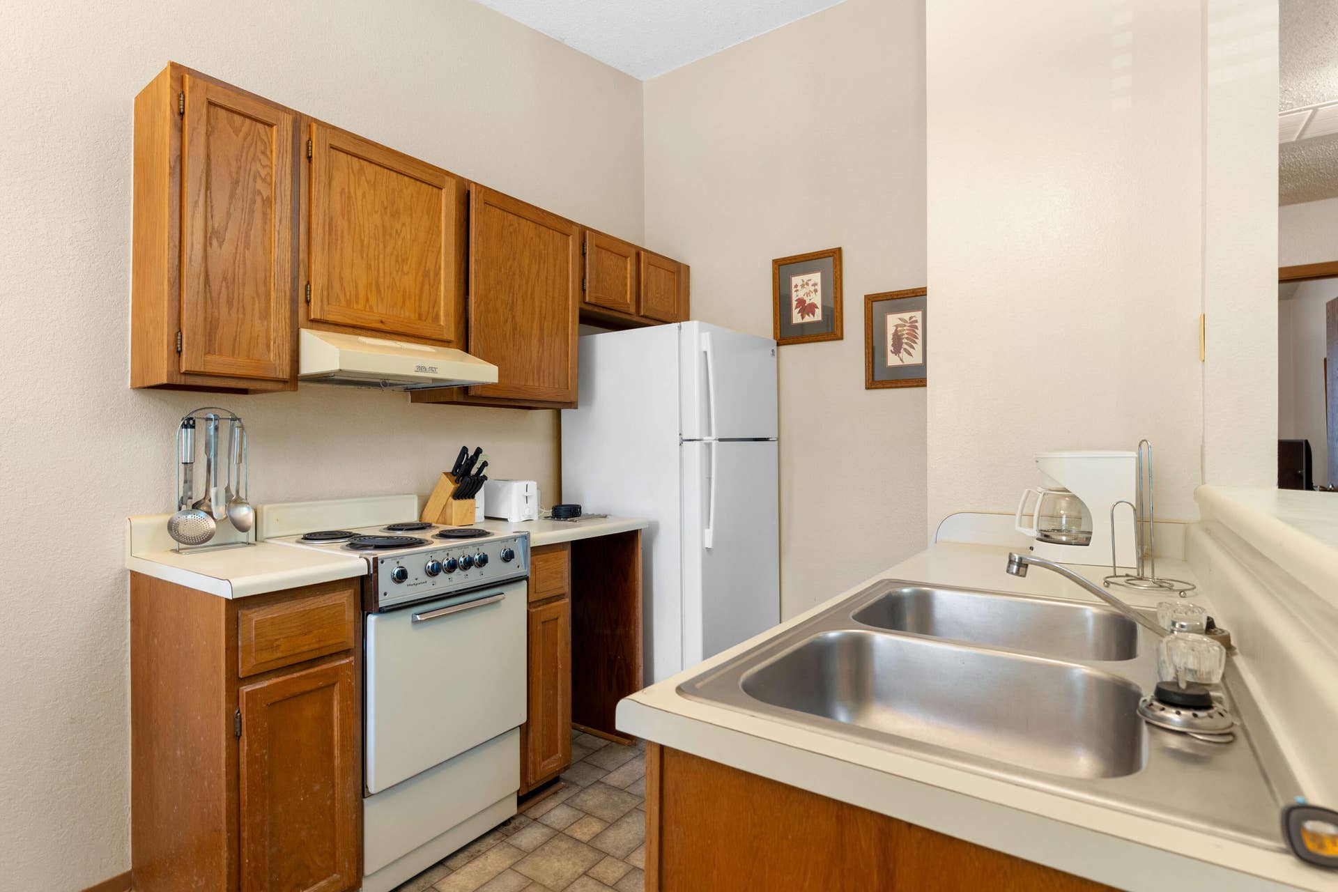 481 Ozark Mountain Resort Drive, #81, Kimberling City, MO 65686 Kitchen