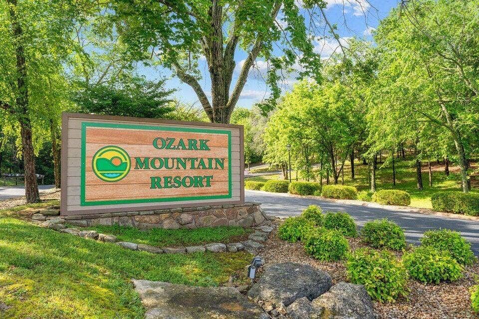 481 Ozark Mountain Resort Drive, #81, Kimberling City, MO 65686 Ozark Mountain Resort