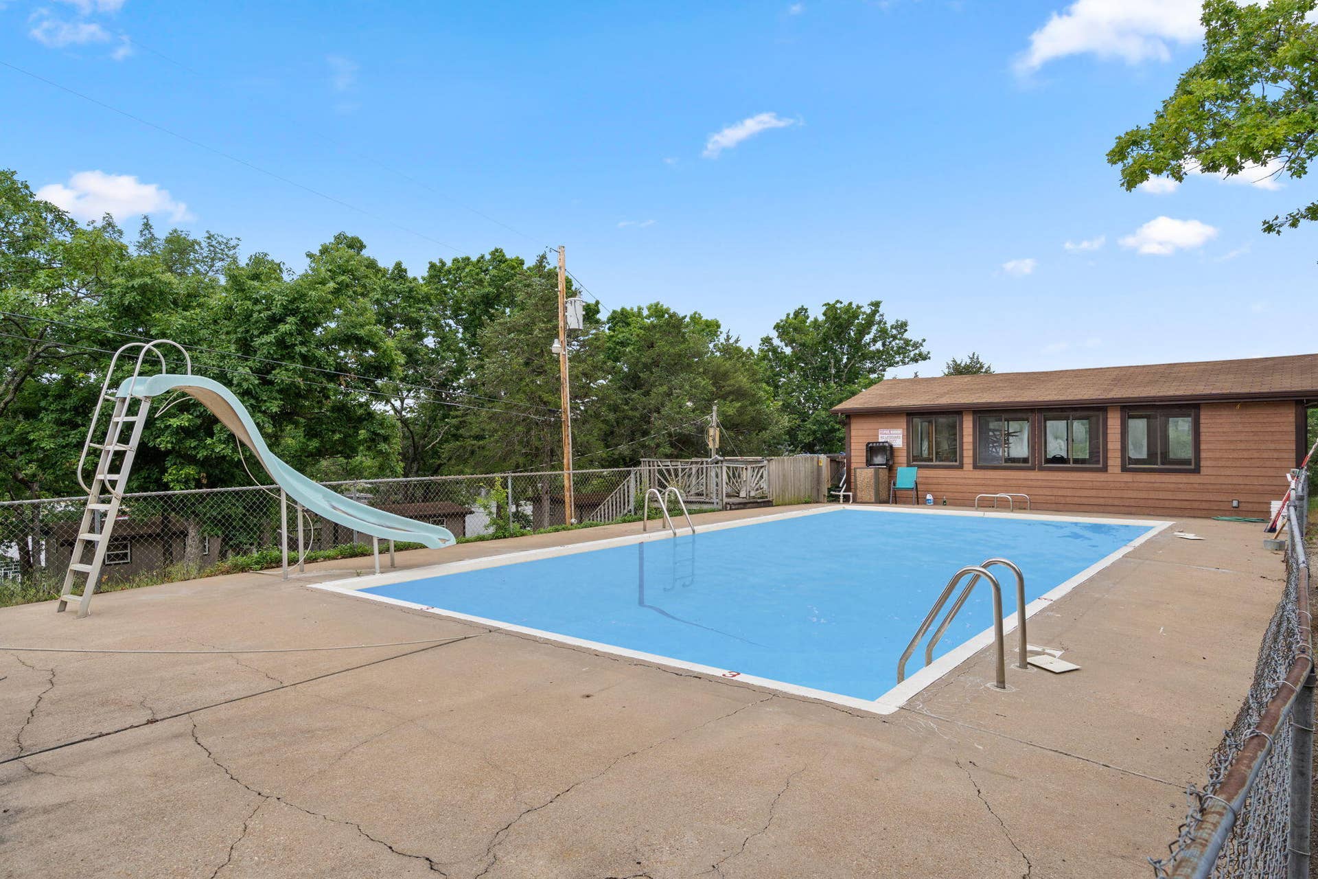 346-Terrace-Crest-Ln-Community-Pool