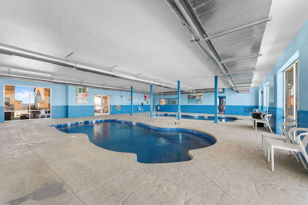 147 Frontier Way, #24, Kimberling City, MO 65686 Indoor Pool
