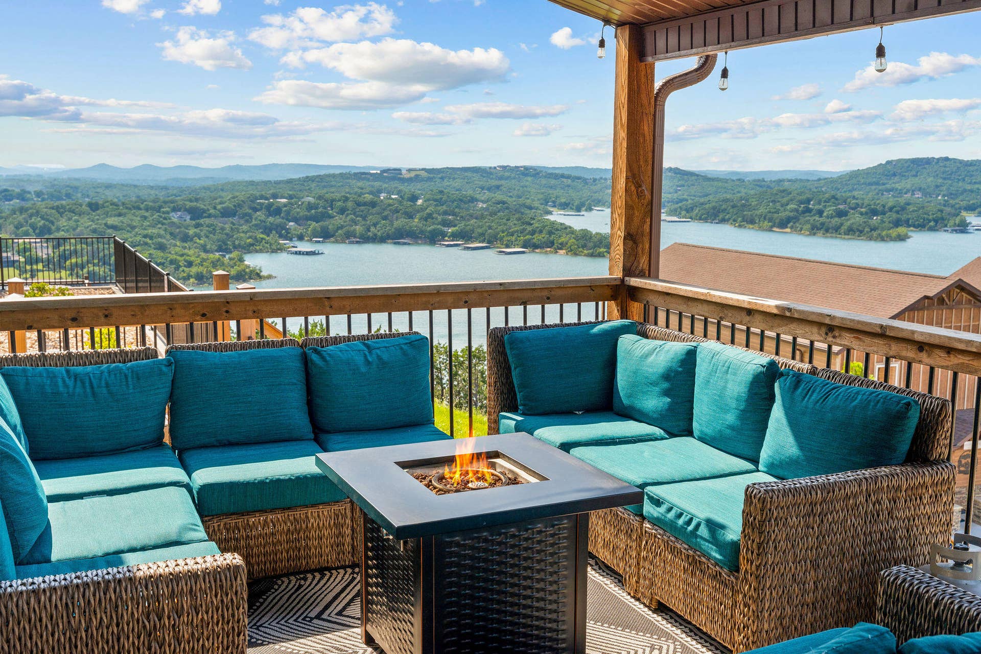 147 Frontier Way, #24, Kimberling City, MO 65686 Sunsets over Table Rock Lake