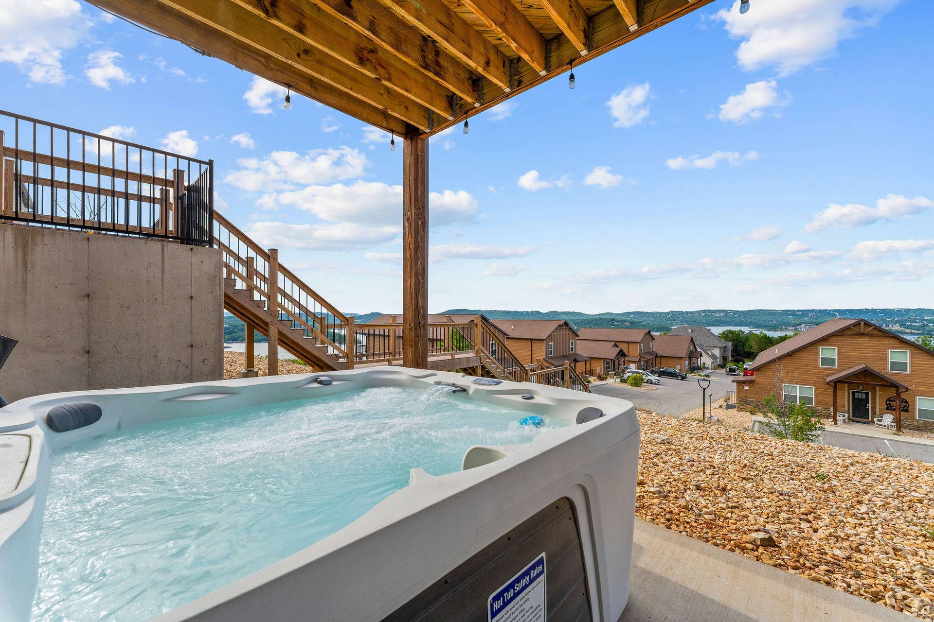 147 Frontier Way, #24, Kimberling City, MO 65686 Private Hot Tub