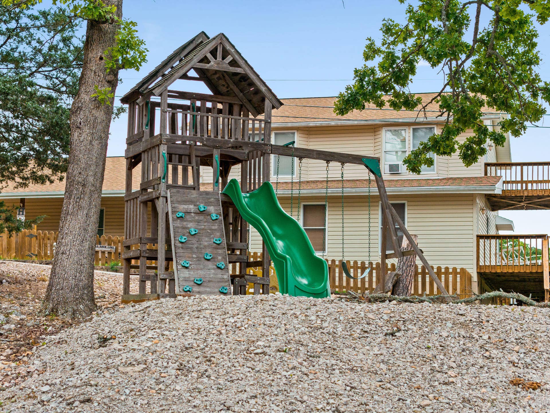 221 Stump Hollow Lane, Branson West, MO 65737 DJI_20260607141912_0146_D_1