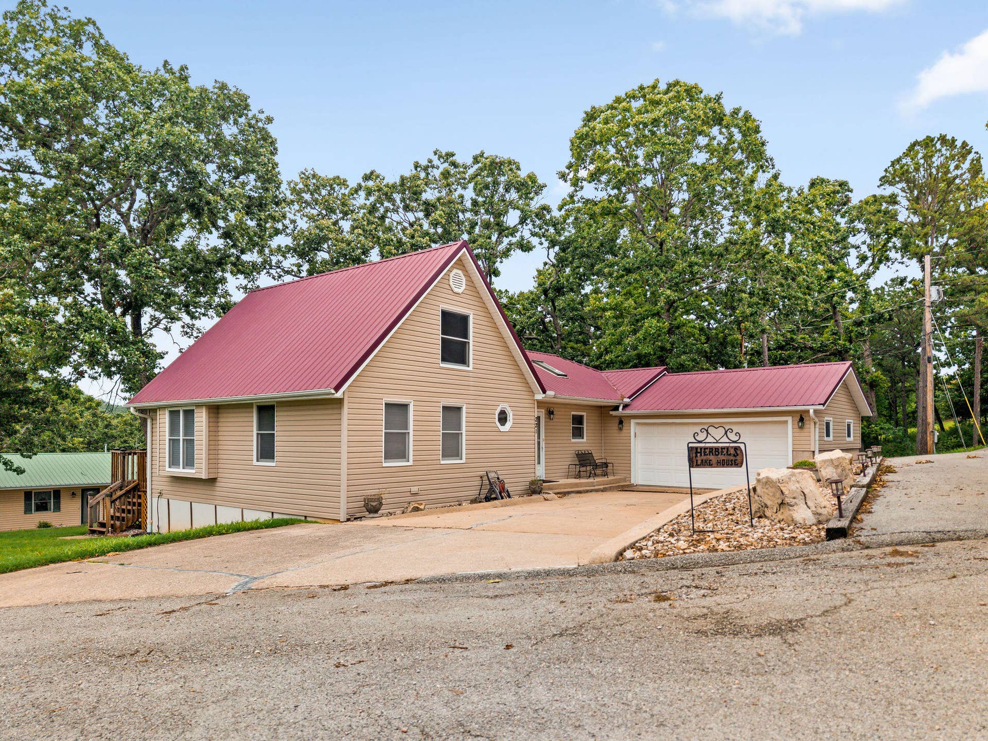 221 Stump Hollow Lane, Branson West, MO 65737 DJI_20260607141620_0128_D_1