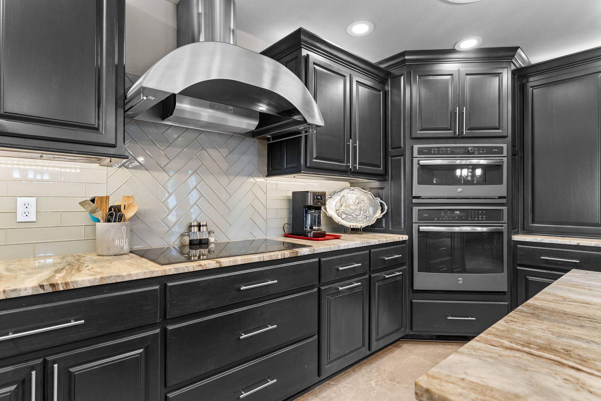 201 Point Seven Road, #8, Kimberling City, MO 65686 Premium Appliance Package