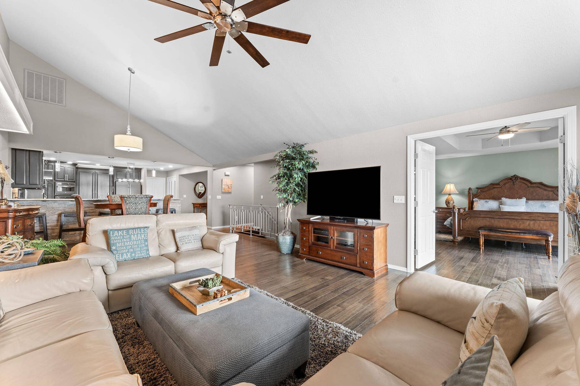 201 Point Seven Road, #8, Kimberling City, MO 65686 Living Room to Primary Bedroom