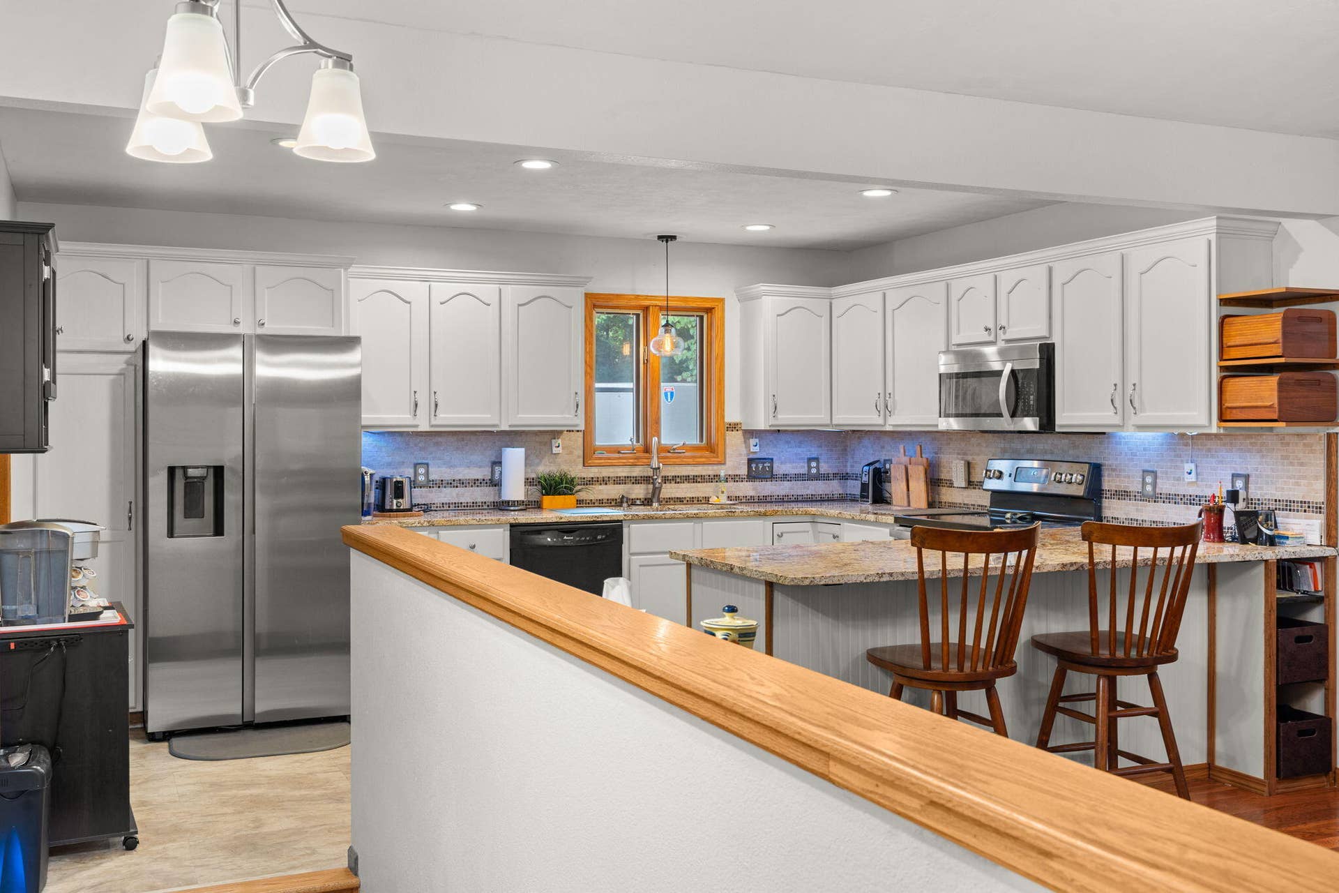 286-Jackson-Ln-Chef's-Kitchen
