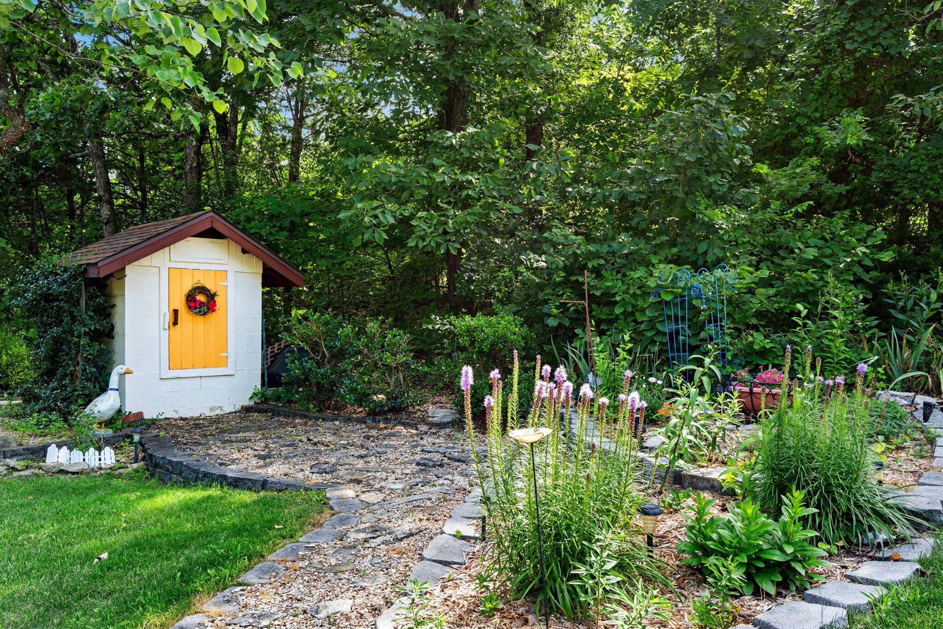 286-Jackson-Ln-Garden-&-Nature-Home