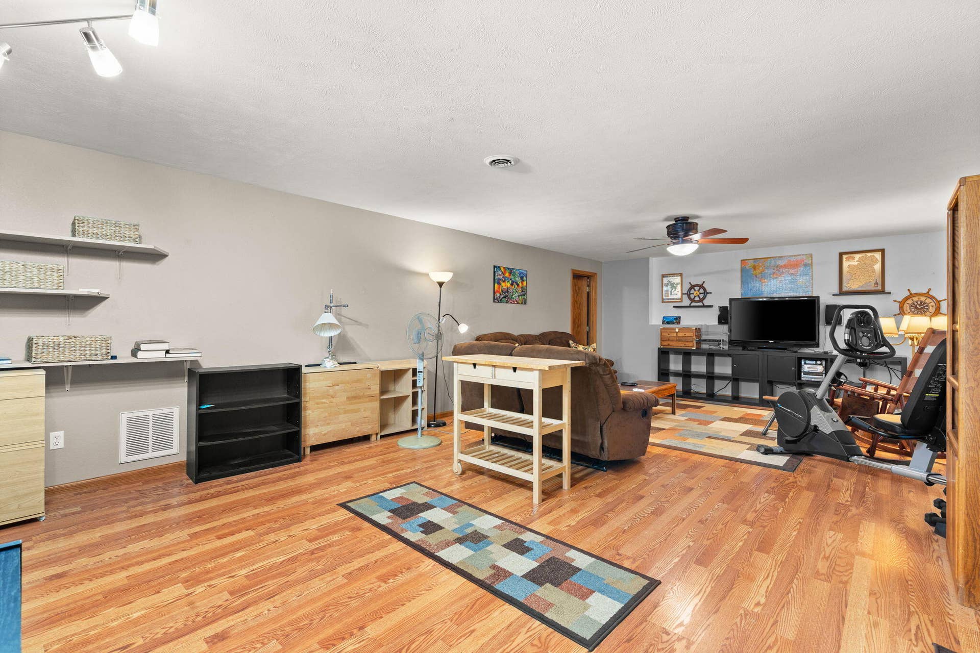 286-Jackson-Ln-Living-Room-Retreat