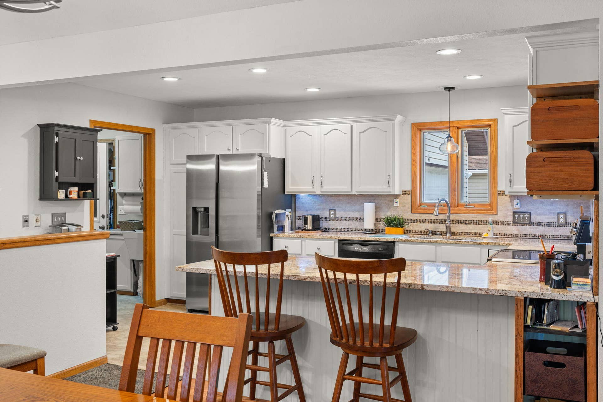 286-Jackson-Ln-Lake-Close-Kitchen