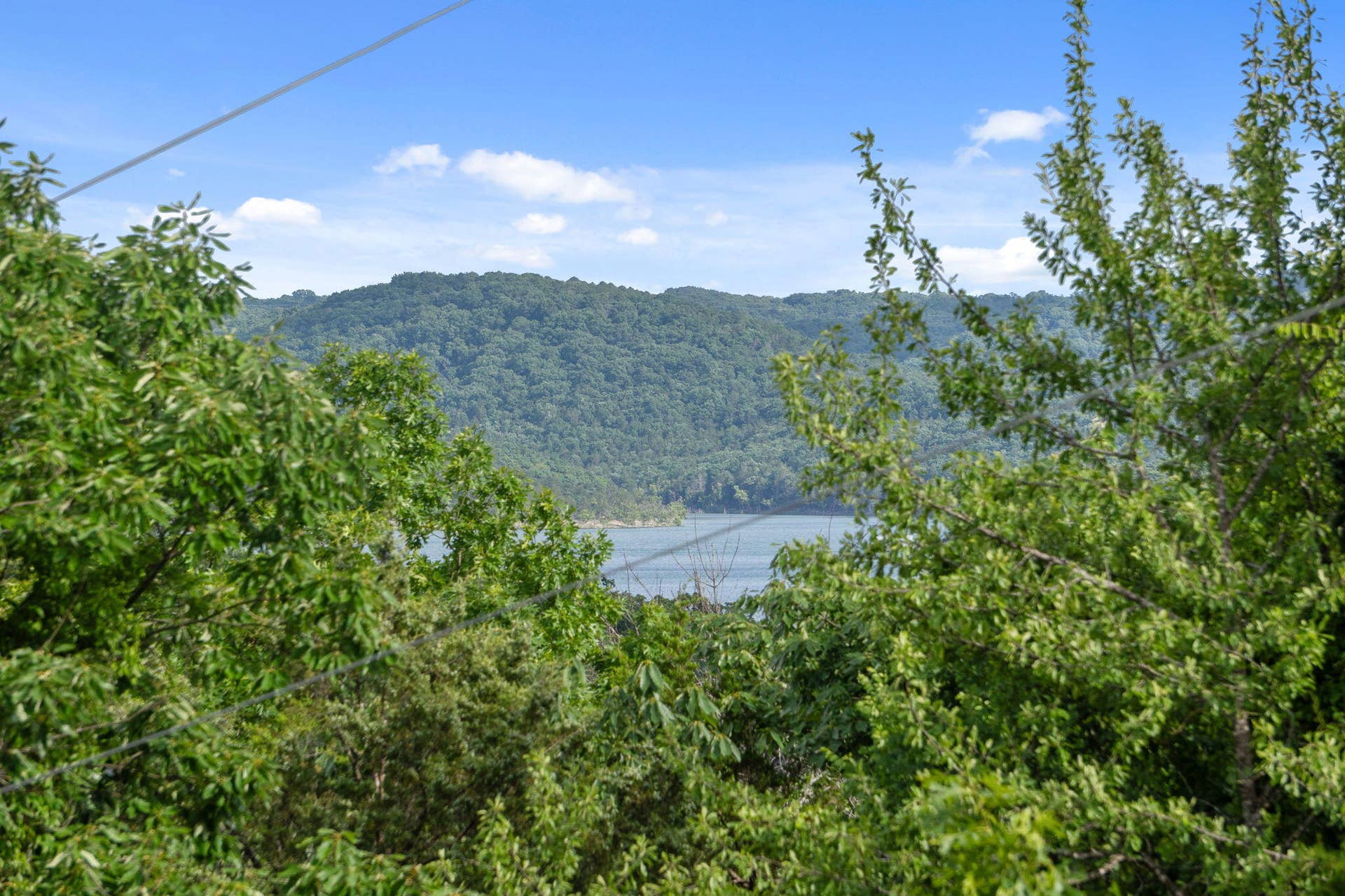570 Indian Valley Road, Branson West, MO 65737 570-Indian-Valley-Rd-Lake-View-Living