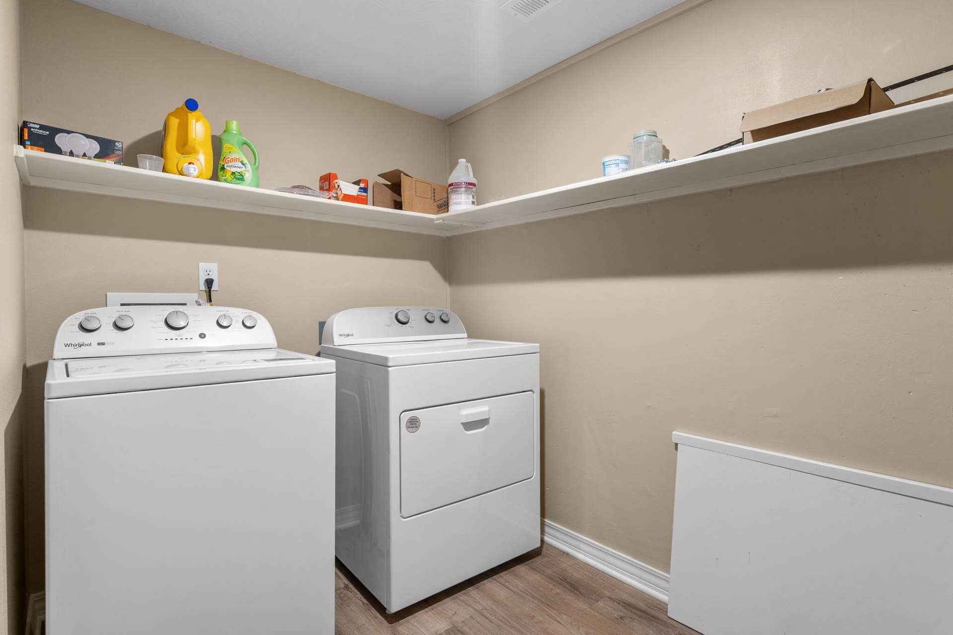570 Indian Valley Road, Branson West, MO 65737 570-Indian-Valley-Rd-Clean-&-Go