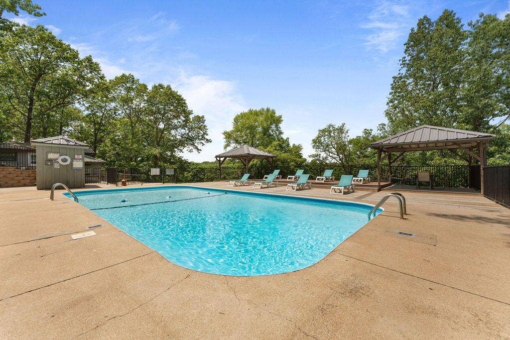 26 Sinatra Court, #4, Branson West, MO 65737 Notch Estates Pool 3