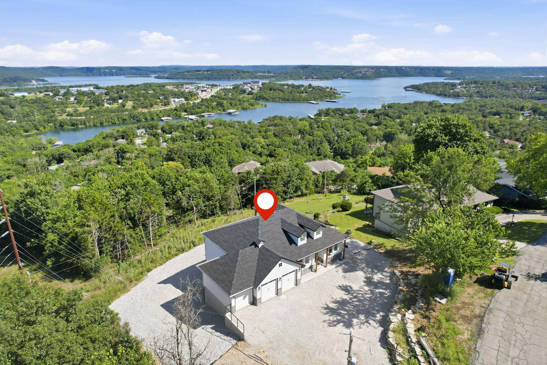 24 Hickory Drive, Kimberling City, MO 65686 46-web-or-mls-DJI_0840a