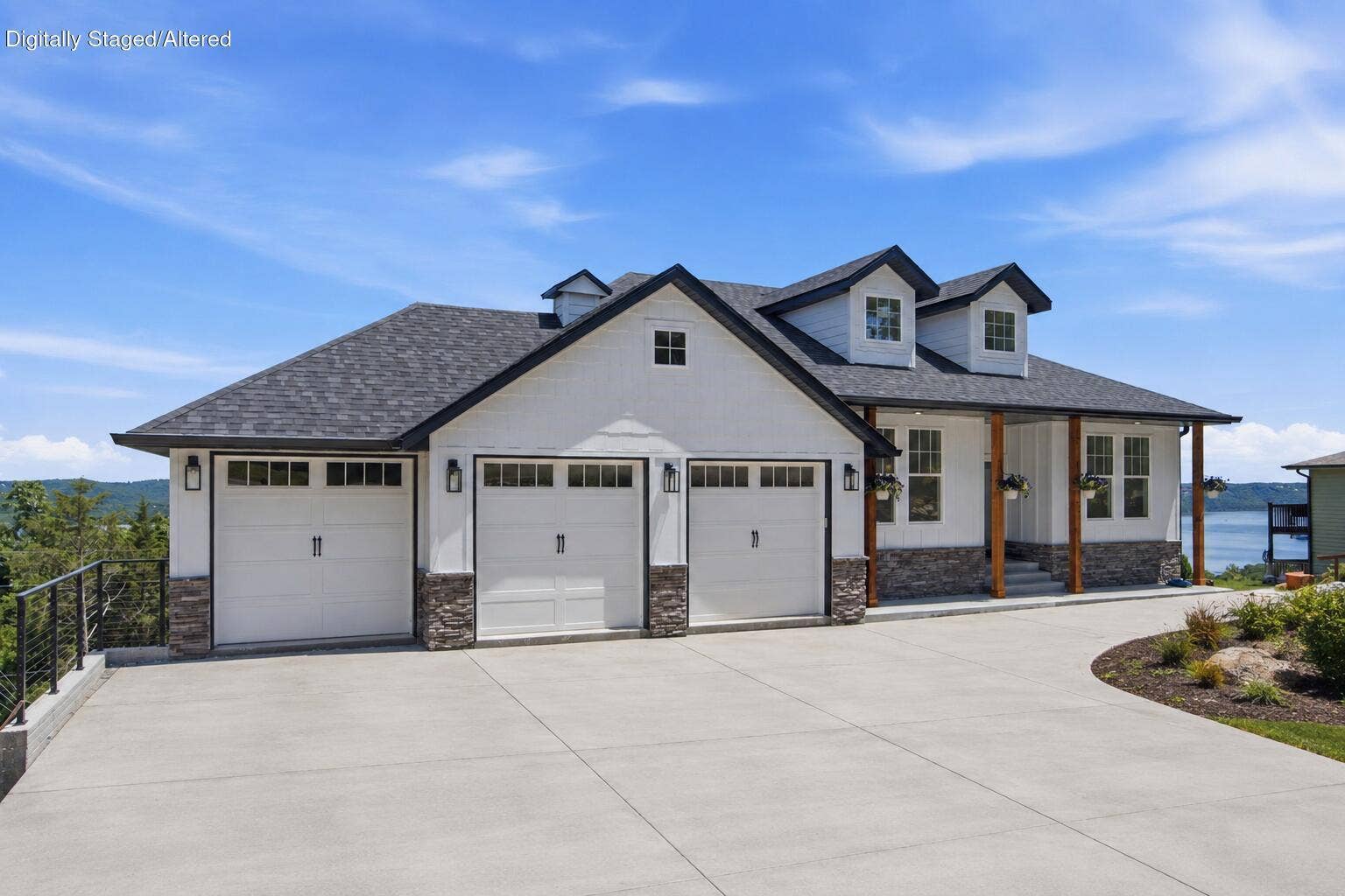 24 Hickory Drive, Kimberling City, MO 65686 With Driveway