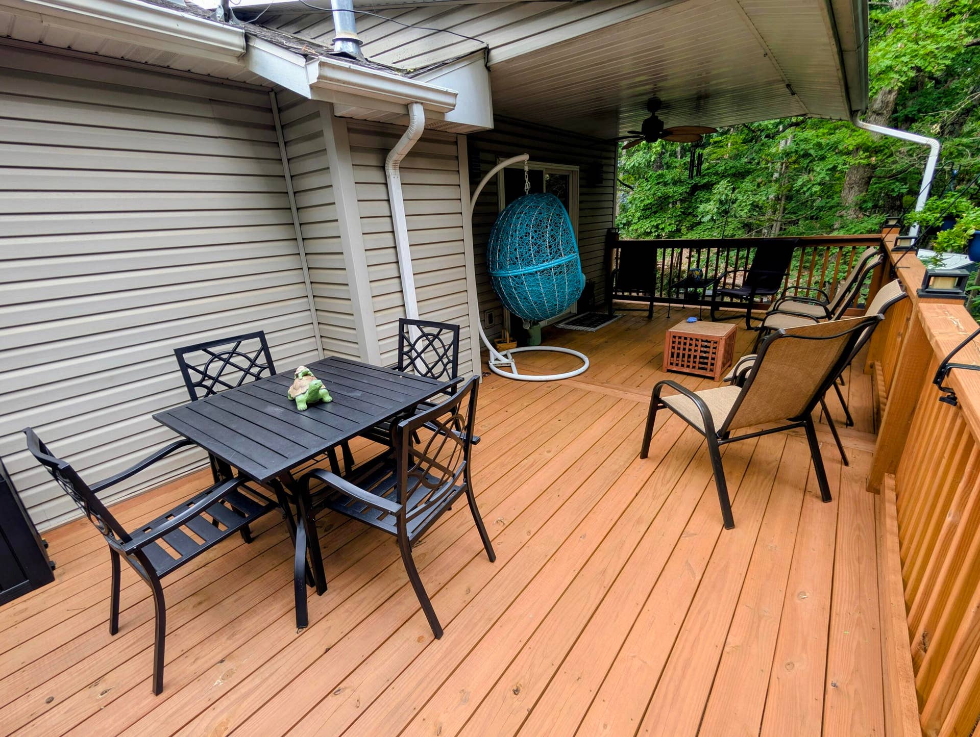 203 Queensberry - Upper Deck