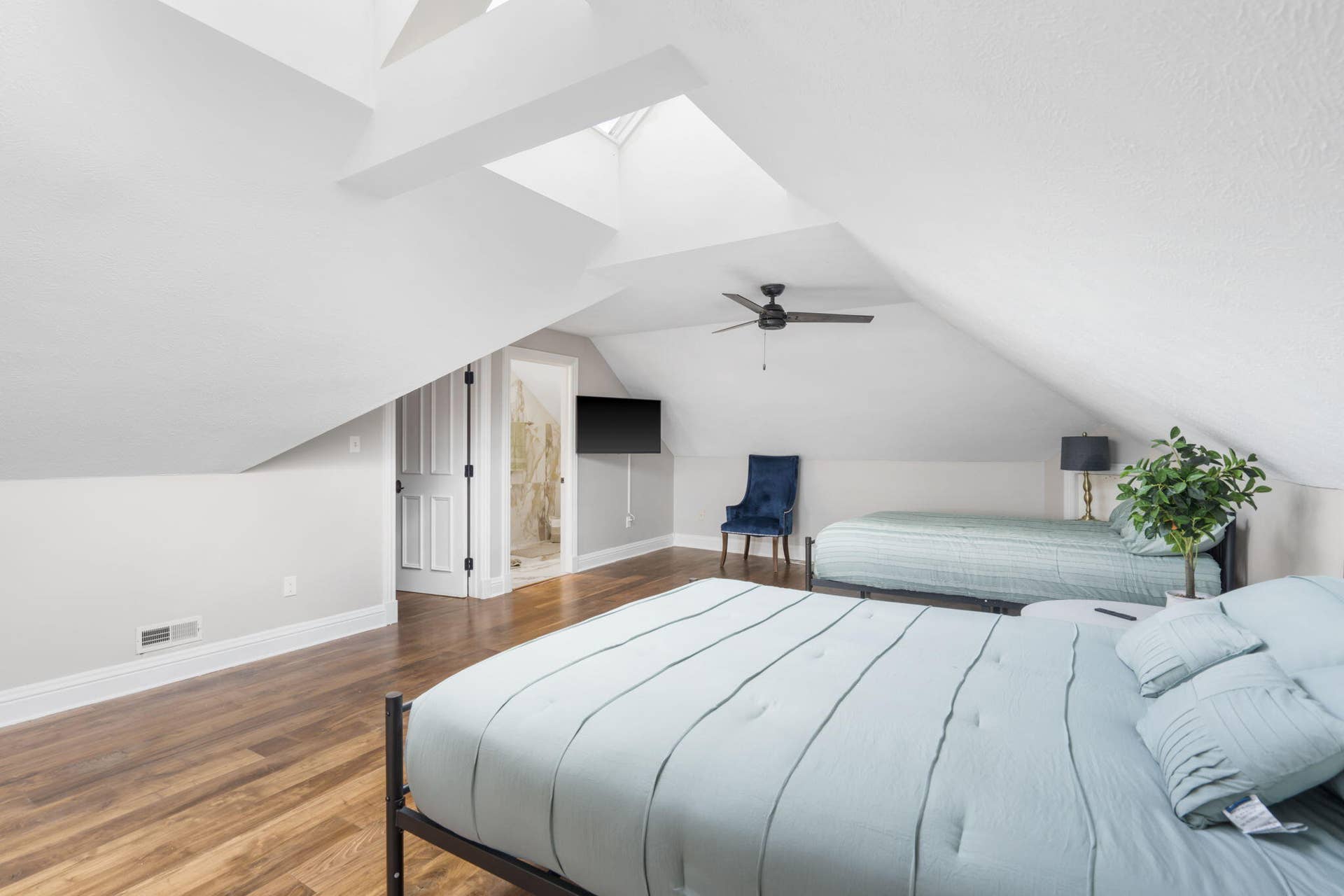 24 Old Still Road, Kimberling City, MO 65686 3rd Level Bedroom