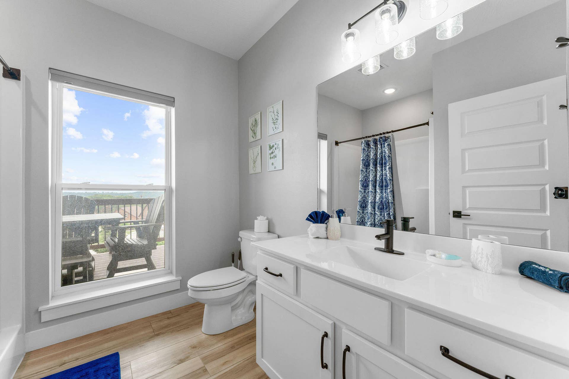 En-Suite Bedroom