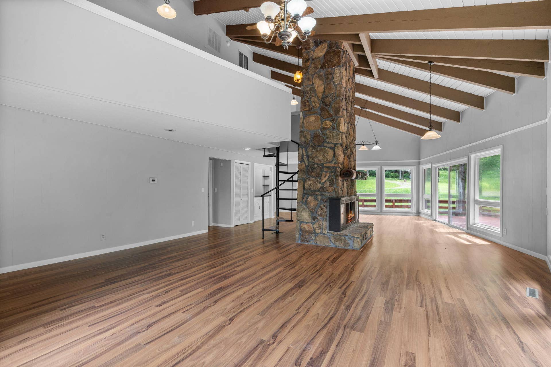 128 Moonvalley Drive, Reeds Spring, MO 65737 128-Moonvalley-Dr-Cozy-Gatherings