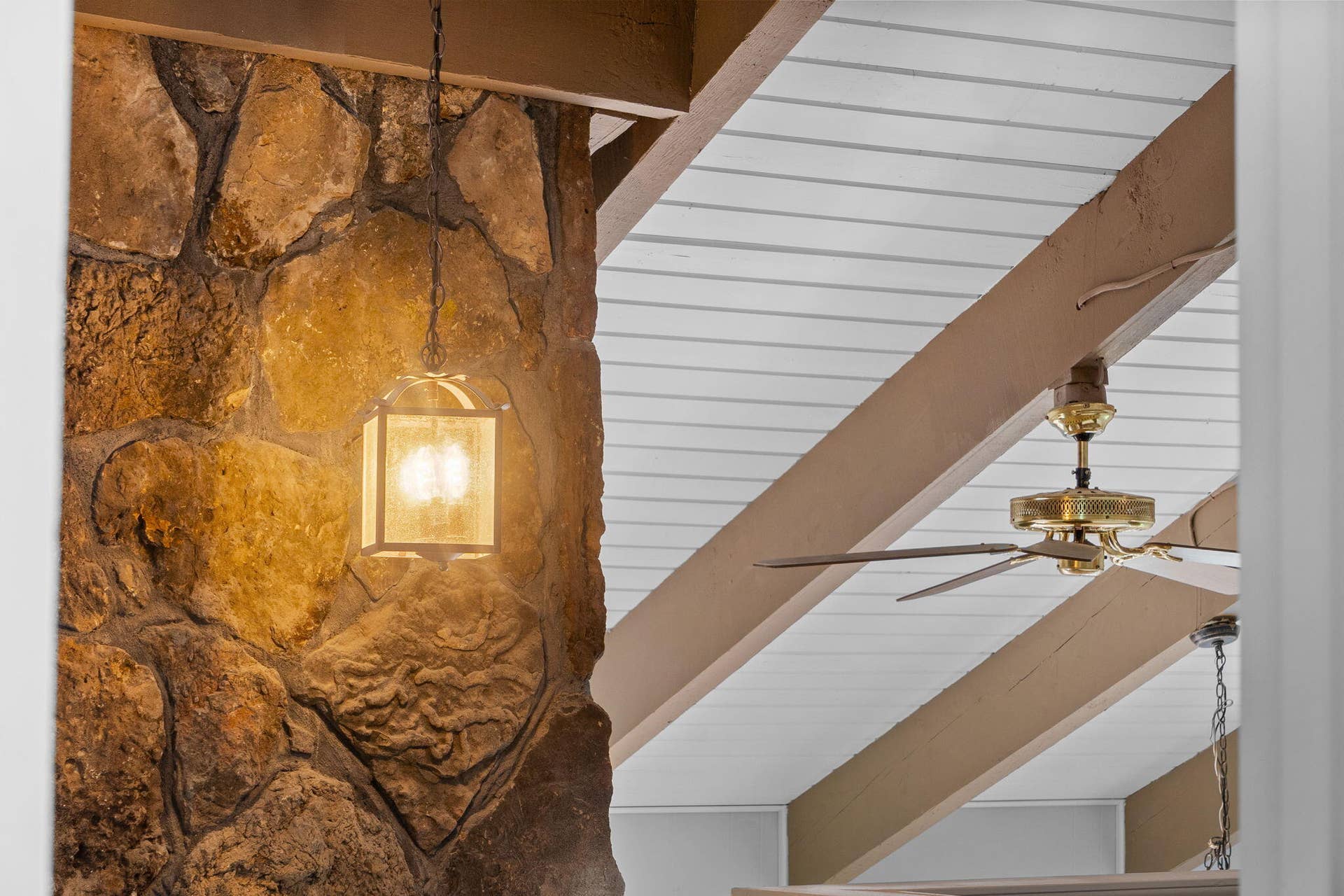 128 Moonvalley Drive, Reeds Spring, MO 65737 128-Moonvalley-Dr-Cozy-Glow