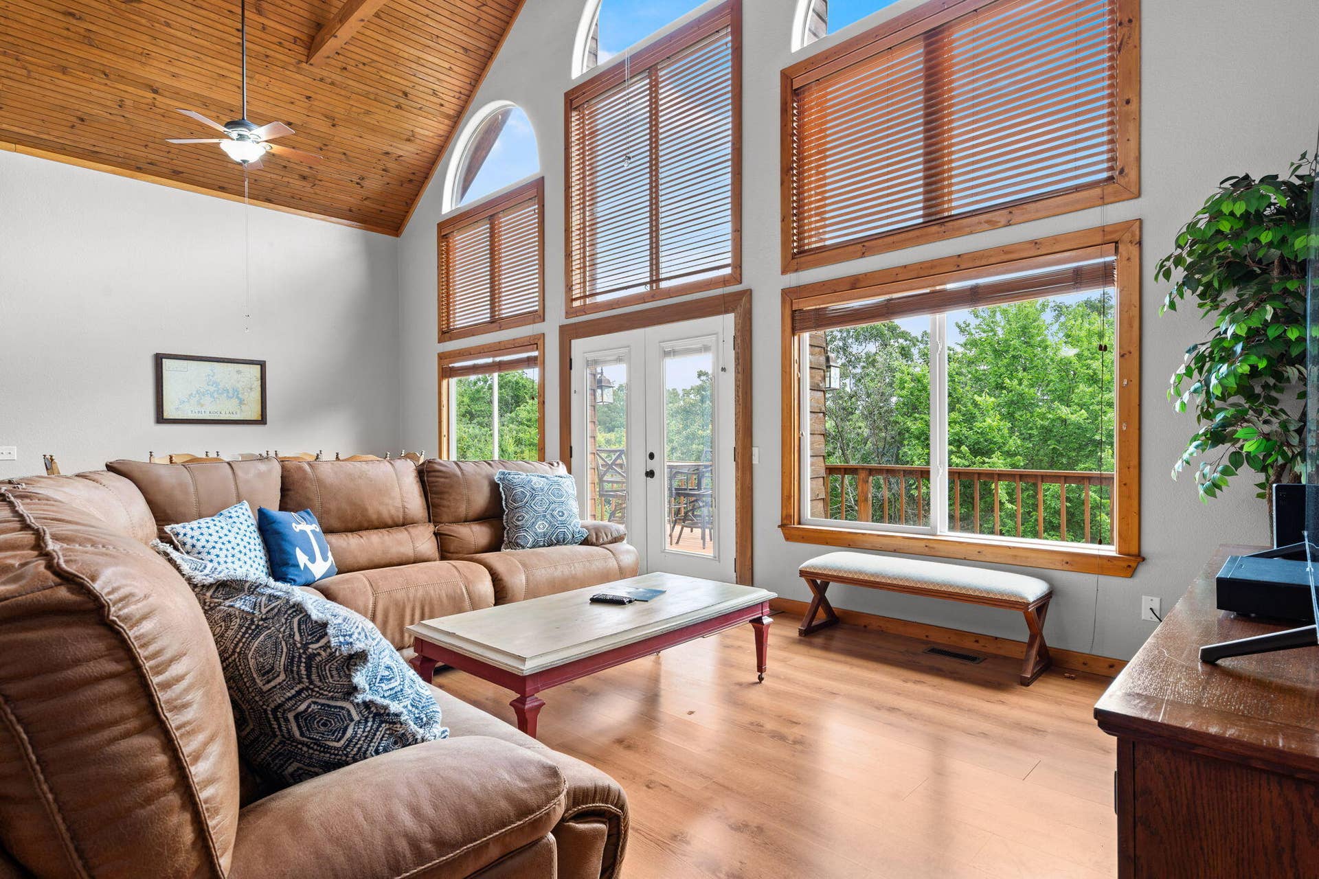 206 Red Wing Drive, Kimberling City, MO 65686 206 Redwing Drive (9)